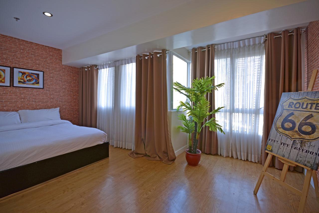 Victoria Soho Suites Манила Экстерьер фото
