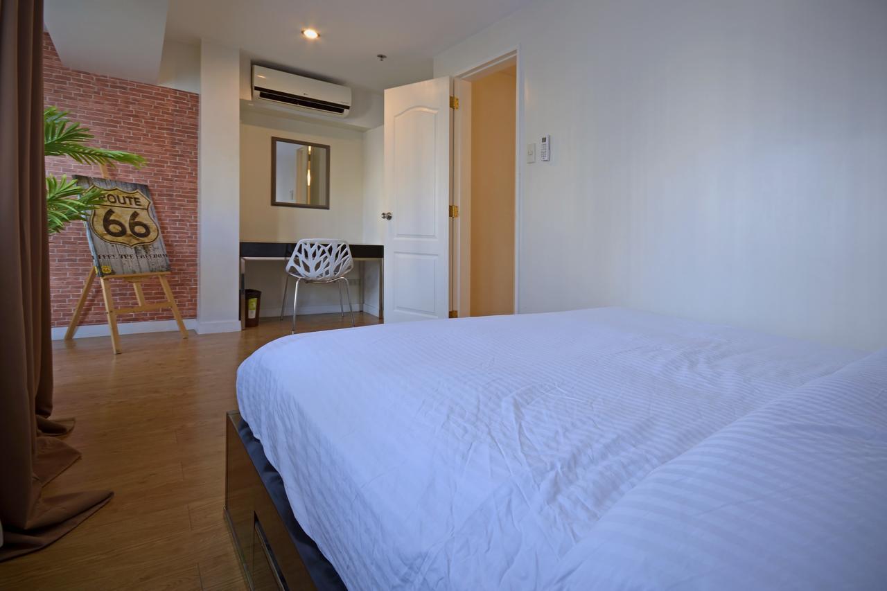Victoria Soho Suites Манила Экстерьер фото