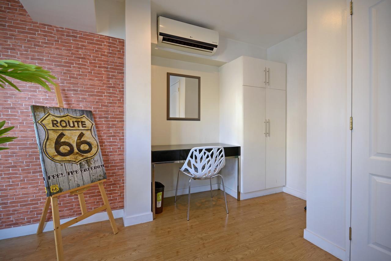 Victoria Soho Suites Манила Экстерьер фото